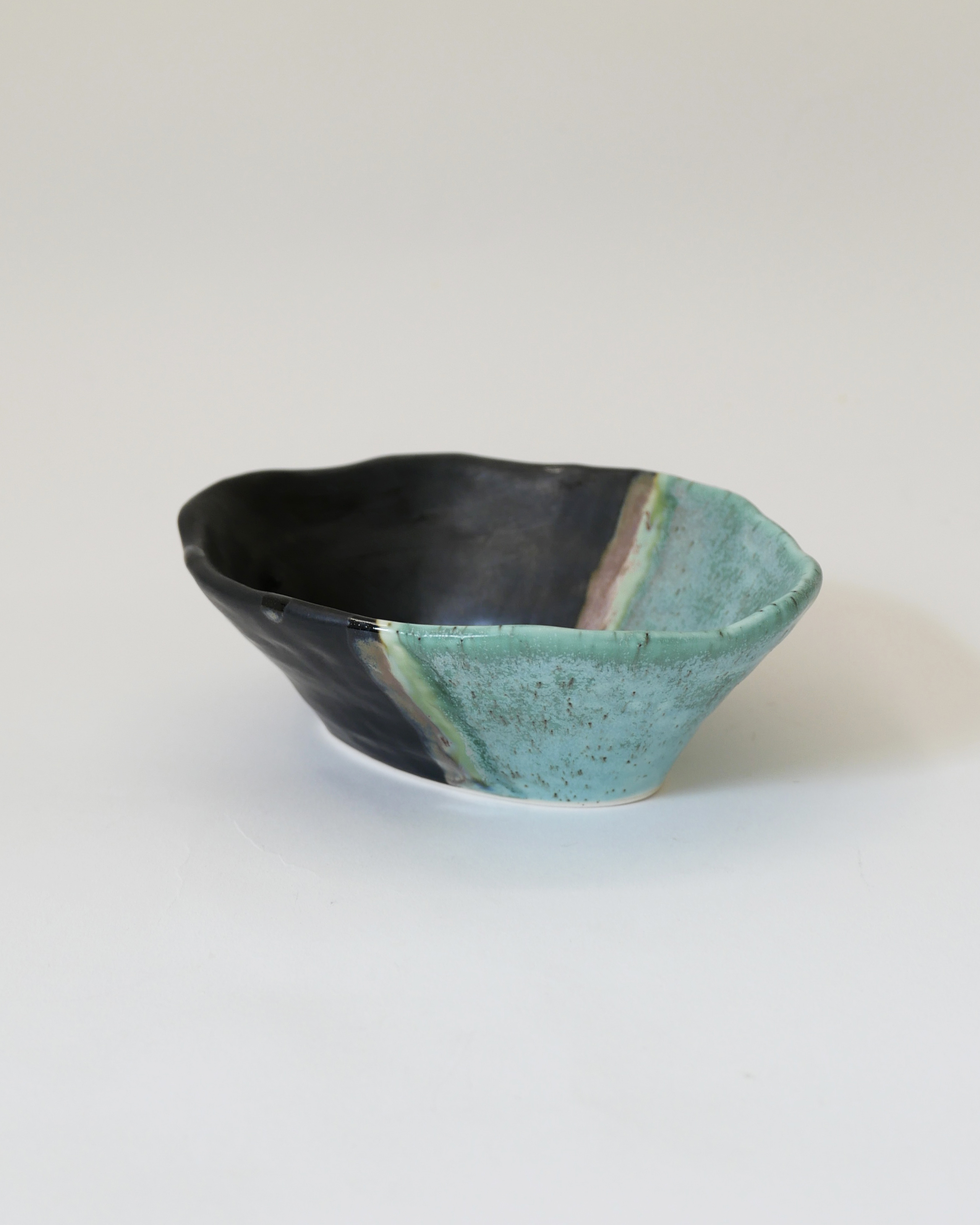 Bowl 01 - Black - Image 2