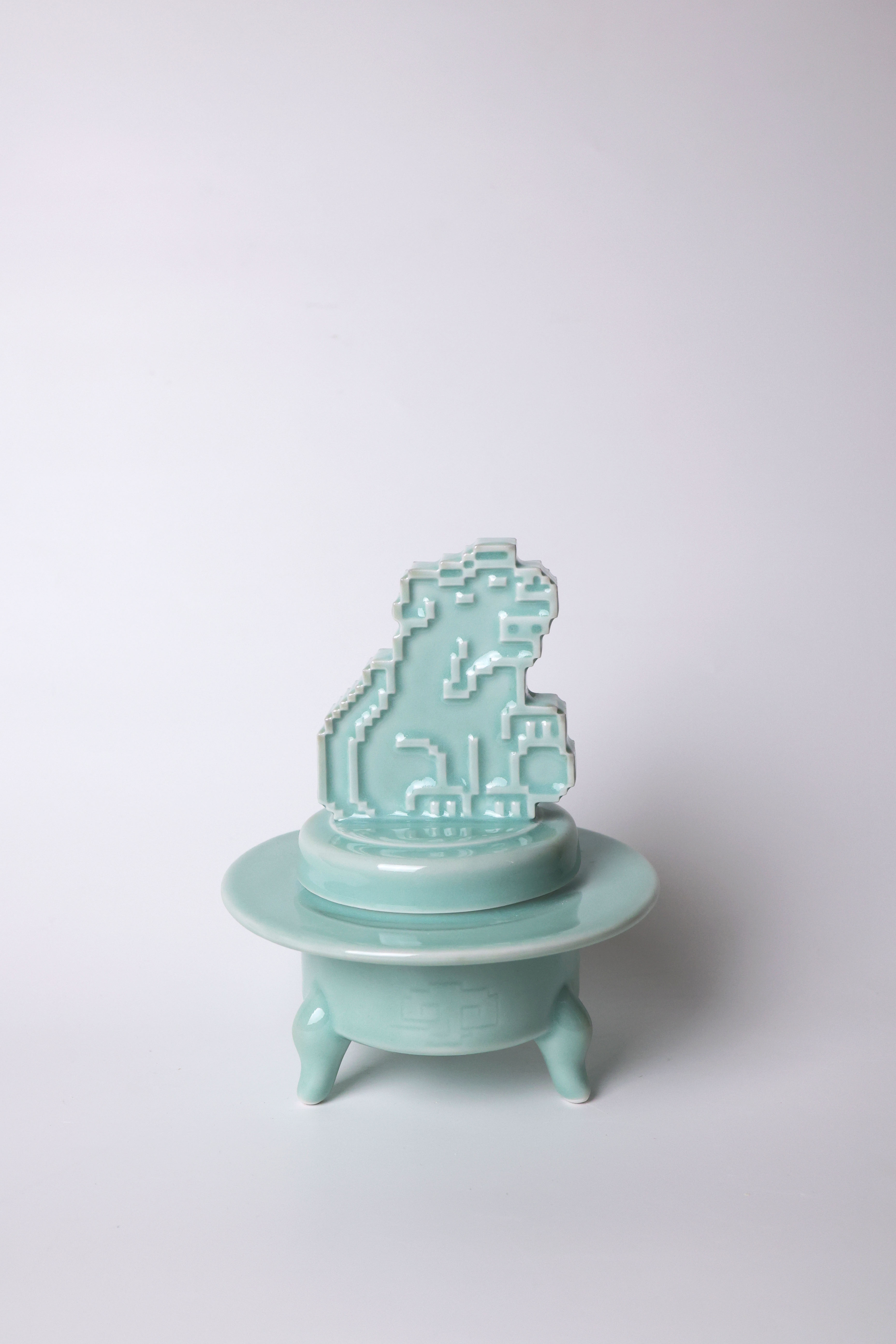 LION Incense Cone Holder_S