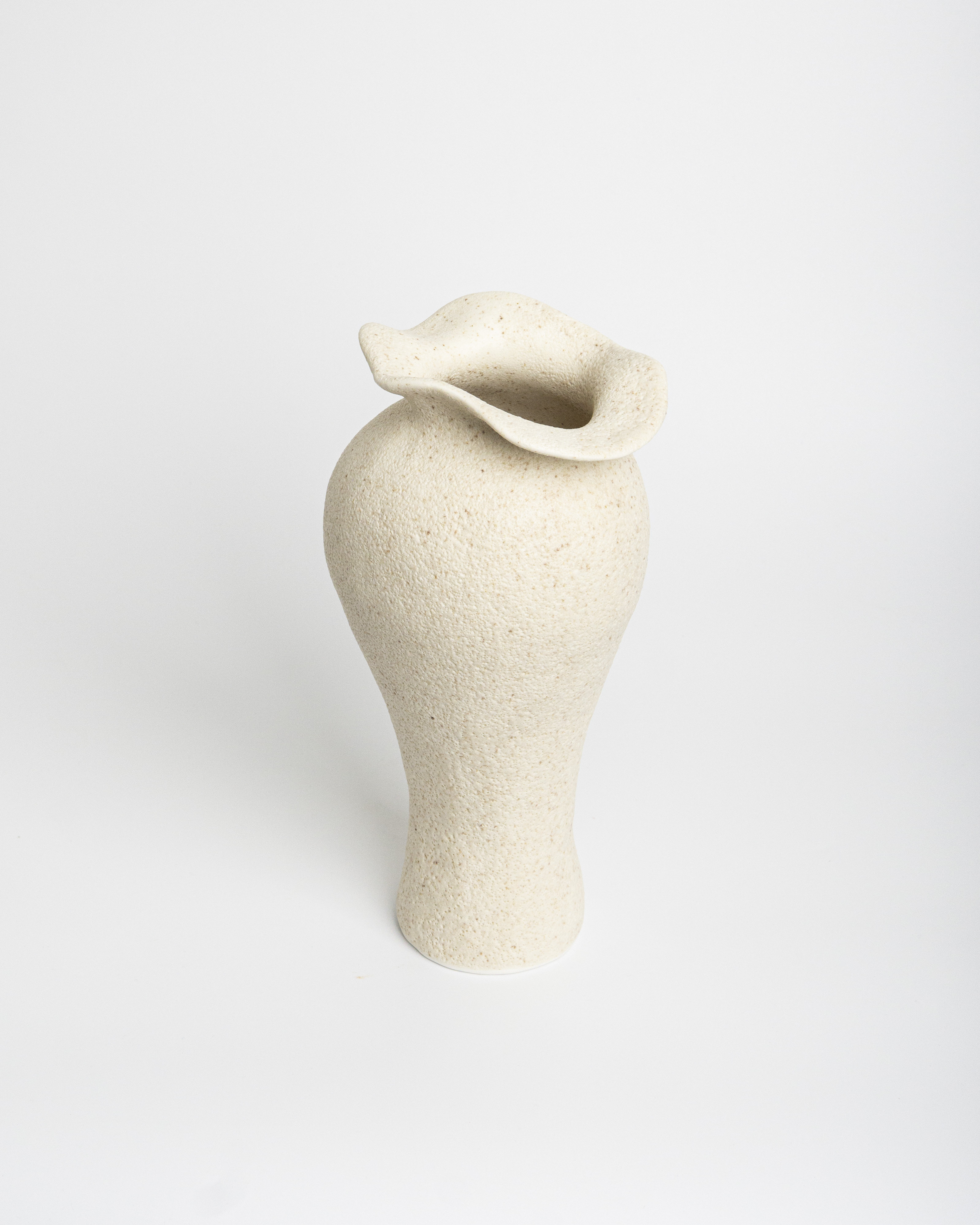 Stone vase 05 - Image 5