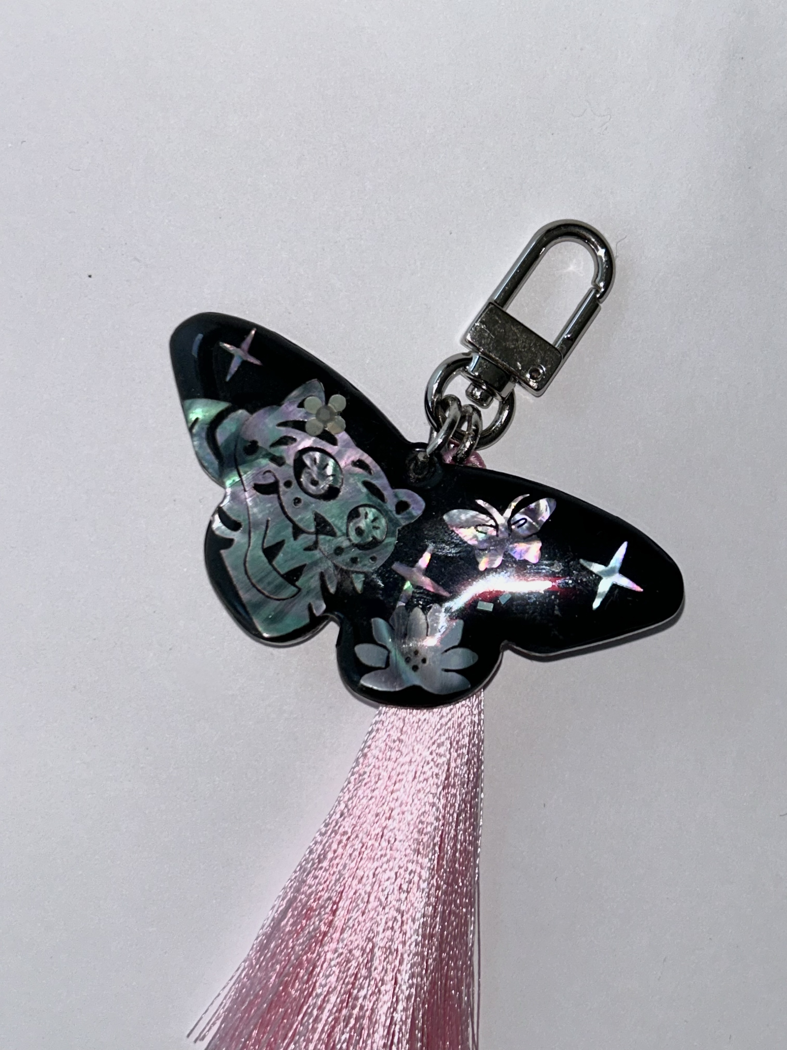 The Butterfly and the Tiger - Image 4