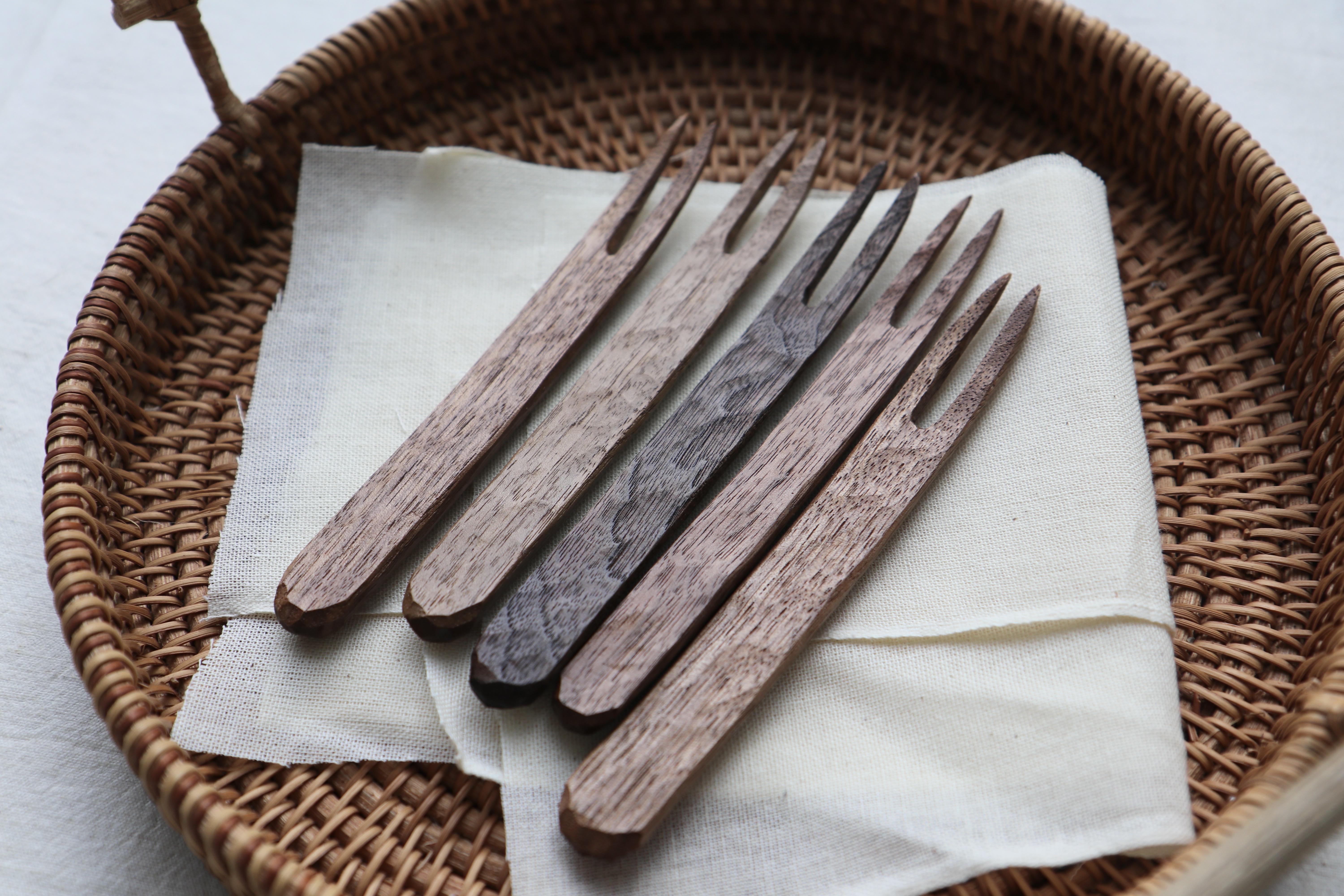 Walnut Curved Fork - Image 3