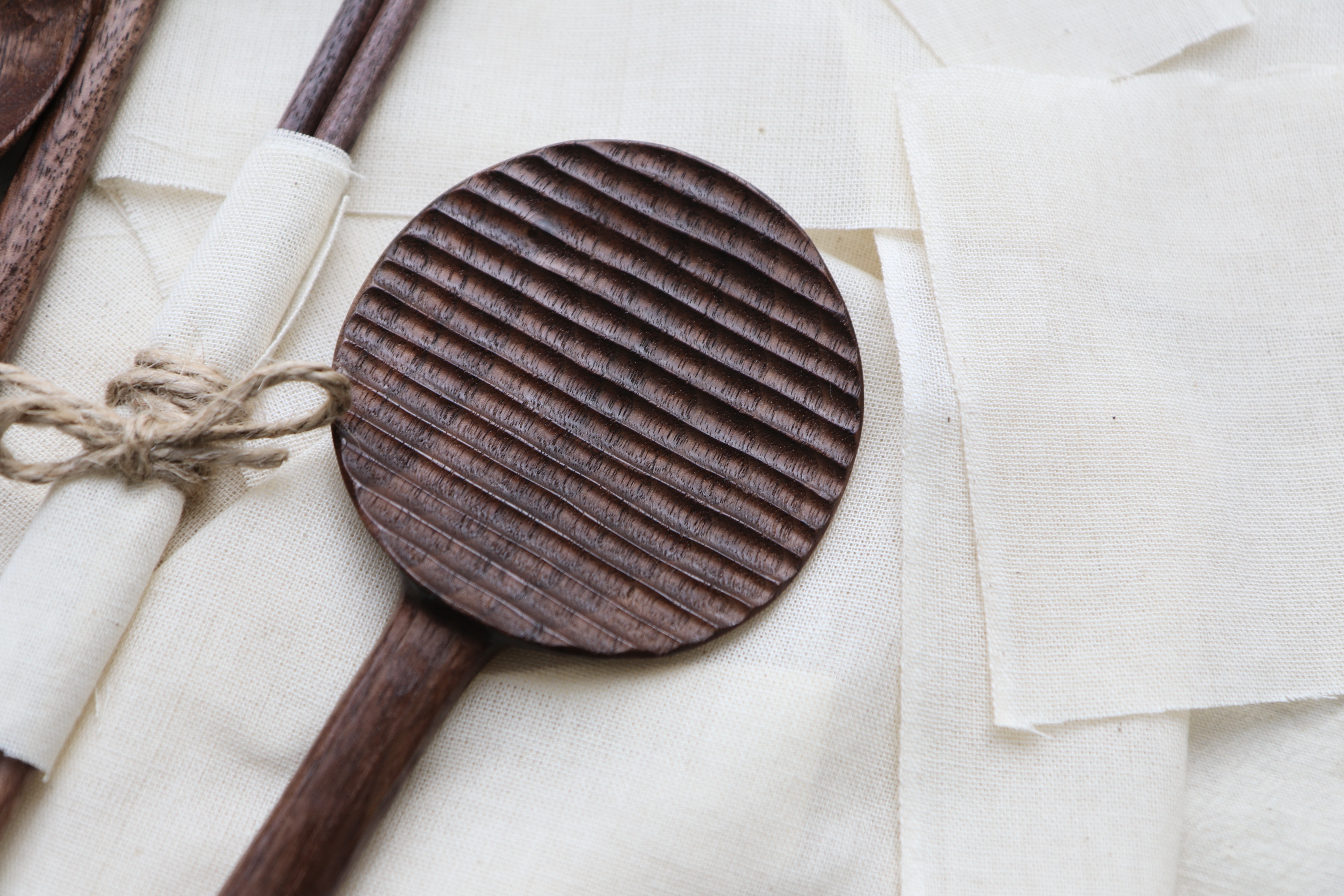Walnut Full Moon Rice Paddle - Image 5
