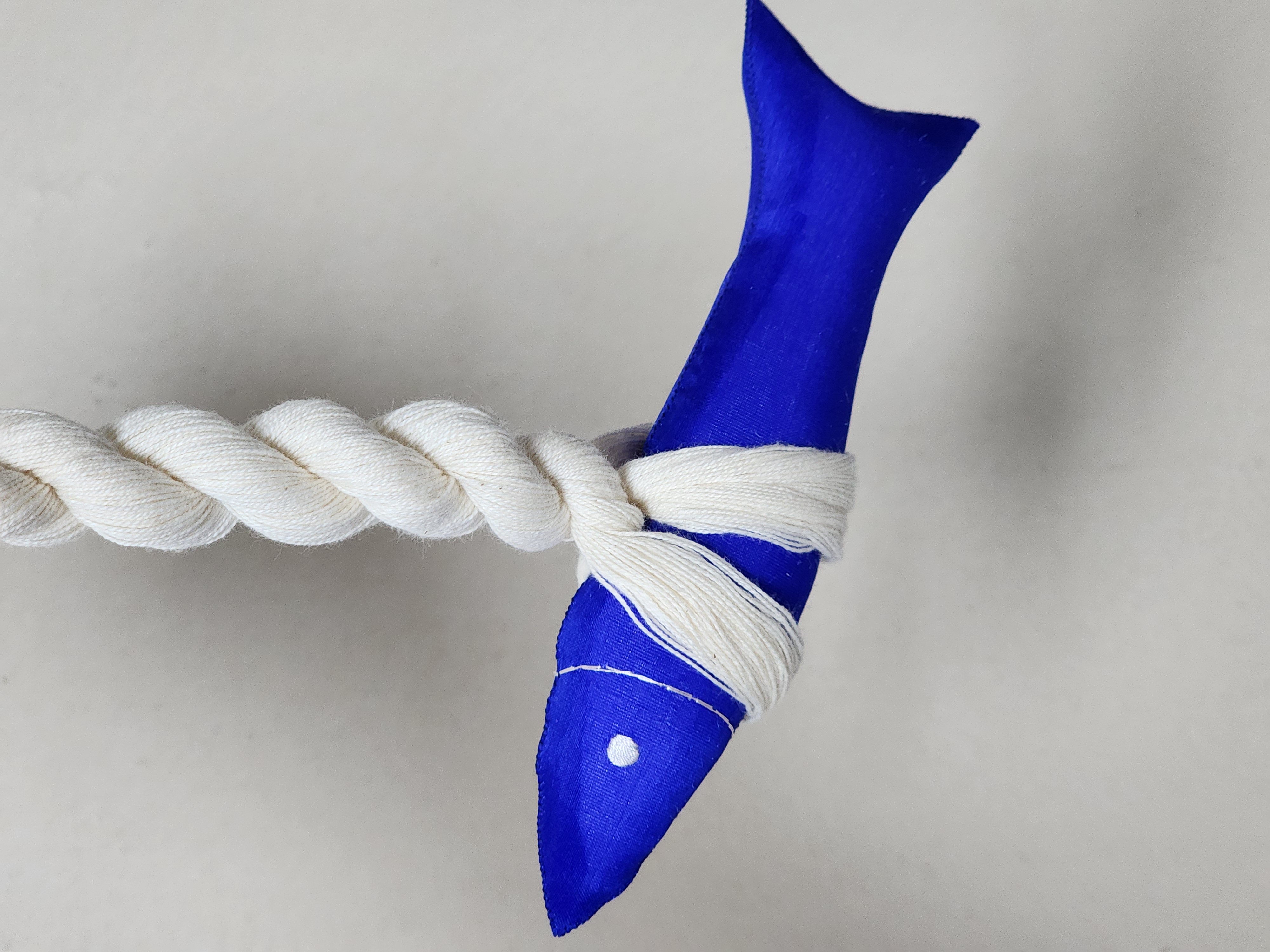 Oksa Aekmagi Myeongtae Inhyeong-blue,red