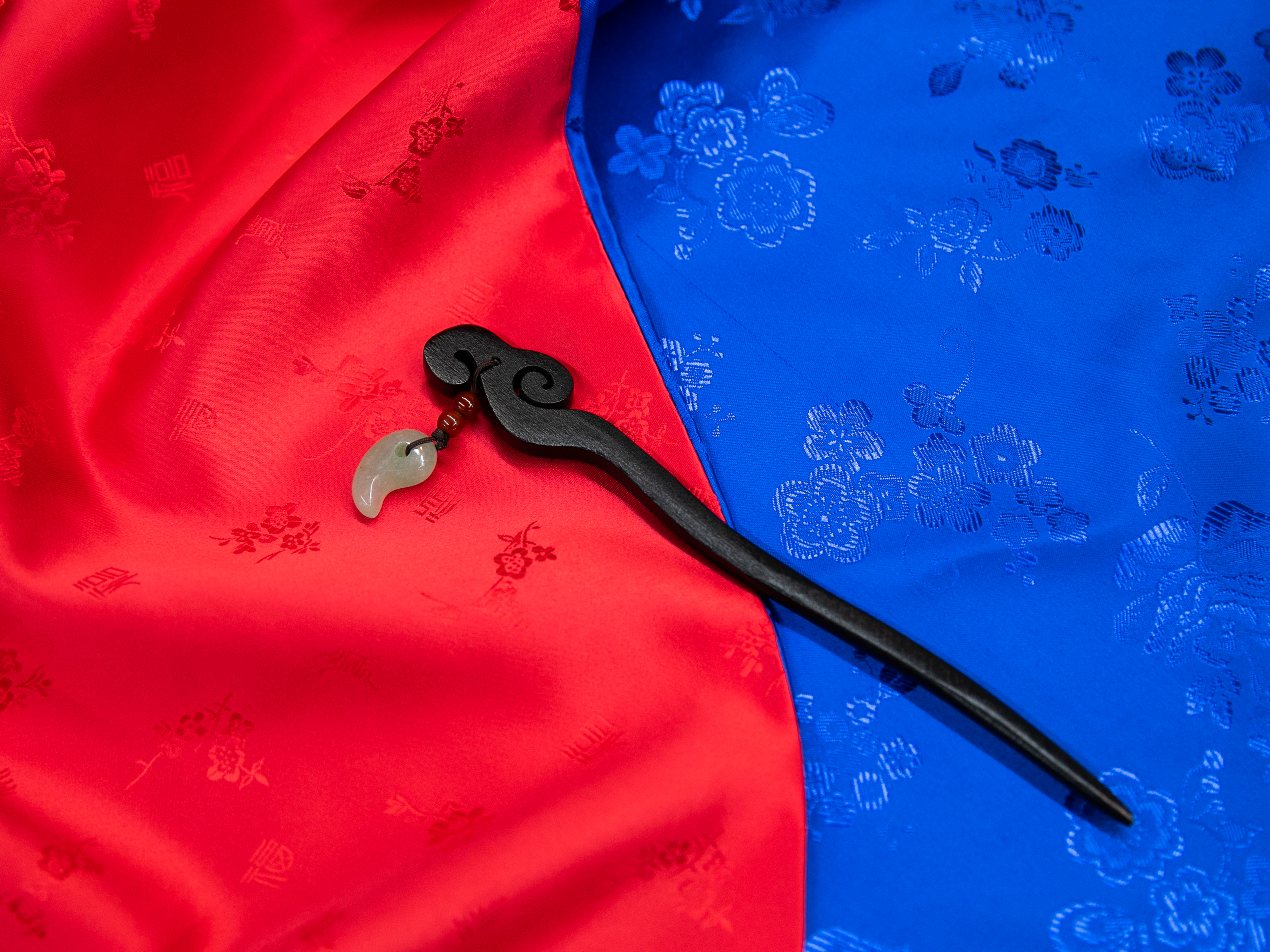 Single Jade Hairpin - Image 4