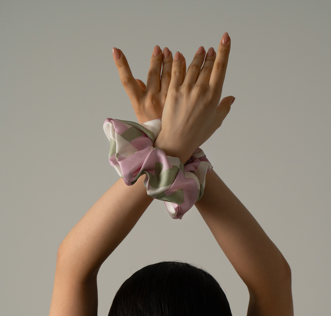 Dancheong  Silk scrunchie - Image 1