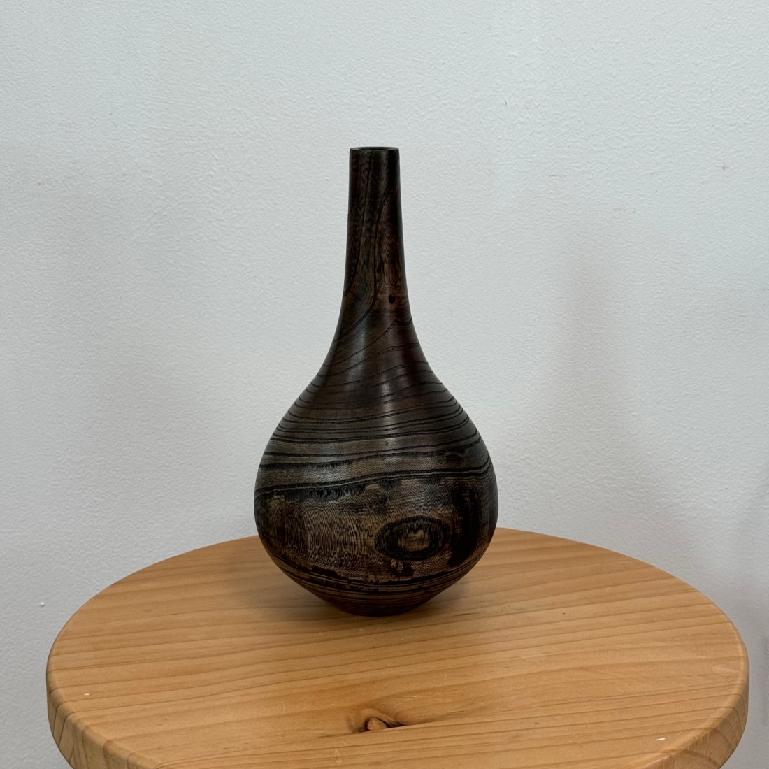 Carved Jar_Zelkova (Ottchil)
