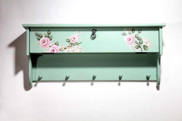 Rose Shelf