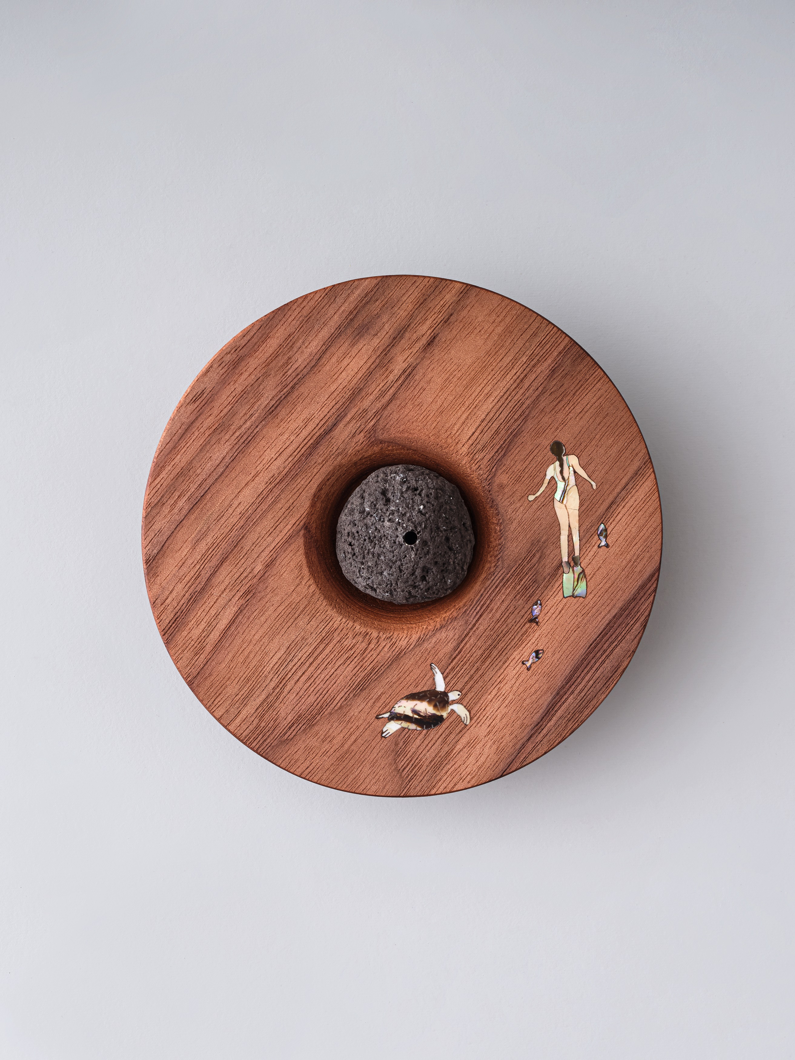 Incense holder with animals - Image 4