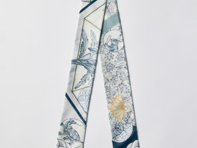 Happy Road  Premium Silk  Reversible Twilly