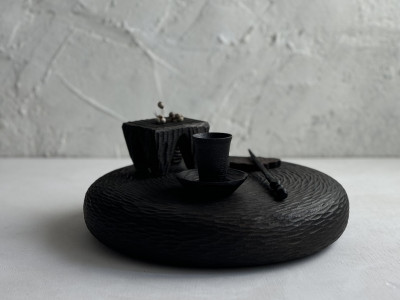 Petal-Rounded Hanging Objet (Convertible Tea Tray)