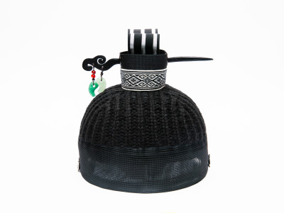 Sangtoo Crown Beanie Black