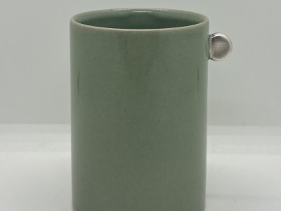 silver painted celadon cylindrical cup (1dot)